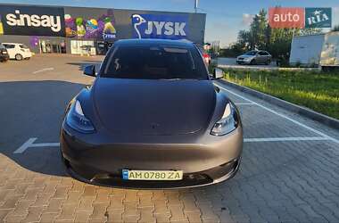 Внедорожник / Кроссовер Tesla Model Y 2021 в 