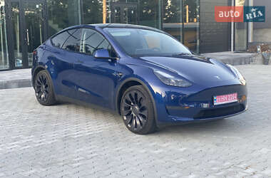 Внедорожник / Кроссовер Tesla Model Y 2024 в 