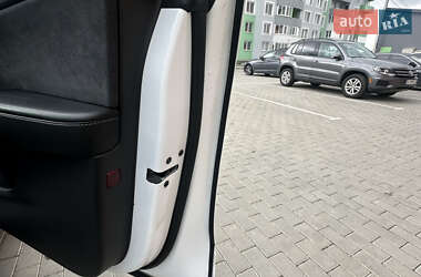 Внедорожник / Кроссовер Tesla Model Y 2020 в 