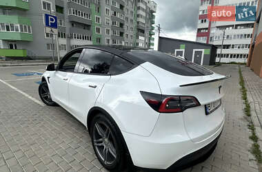 Внедорожник / Кроссовер Tesla Model Y 2020 в 