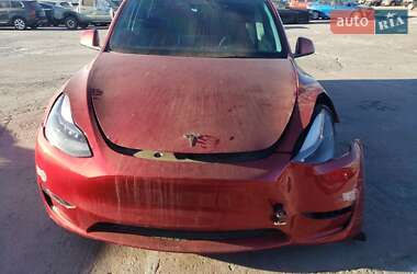 Внедорожник / Кроссовер Tesla Model Y 2024 в 