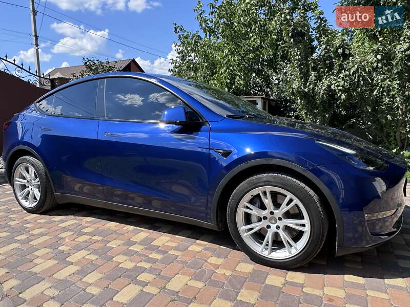 Внедорожник / Кроссовер Tesla Model Y 2021 в Белой Церкви