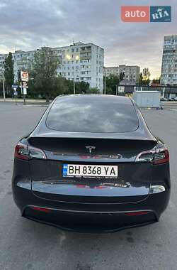 Внедорожник / Кроссовер Tesla Model Y 2024 в 