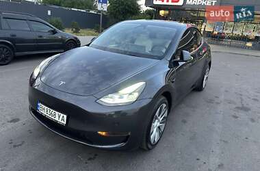 Внедорожник / Кроссовер Tesla Model Y 2024 в 