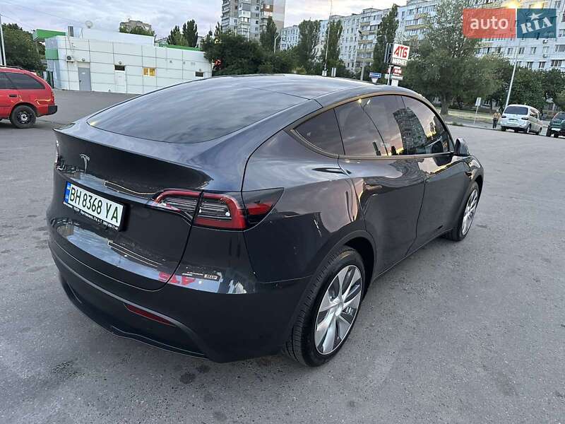 Позашляховик / Кросовер Tesla Model Y 2024 в Одесі