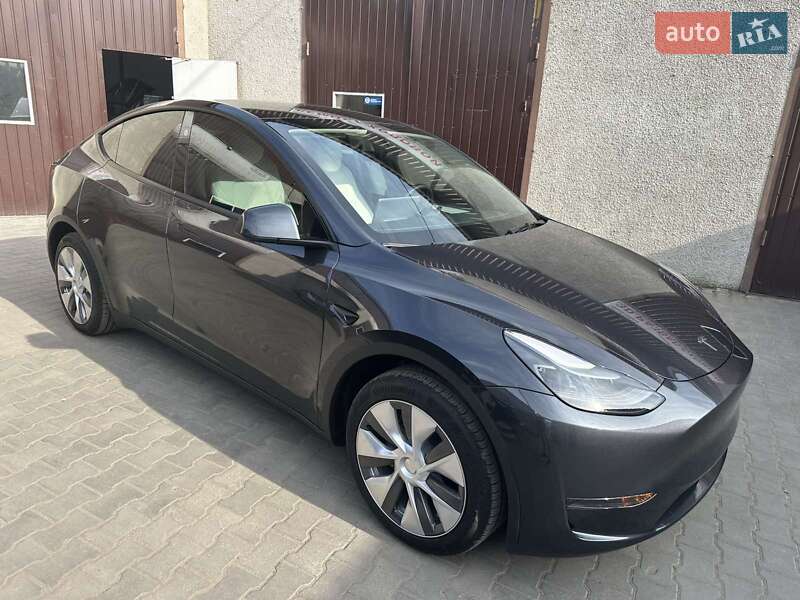 Позашляховик / Кросовер Tesla Model Y 2024 в Одесі