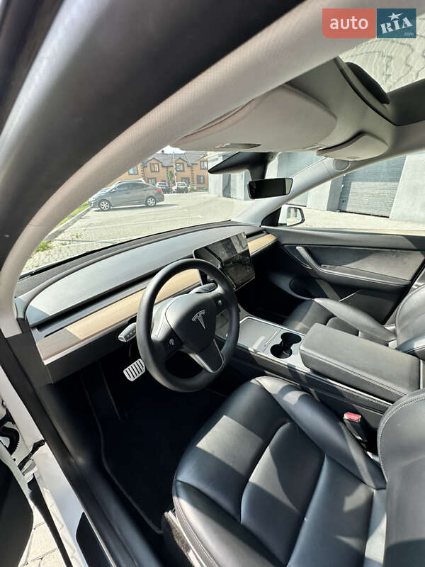 Внедорожник / Кроссовер Tesla Model Y 2021 в Виннице