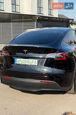Внедорожник / Кроссовер Tesla Model Y 2022 в 