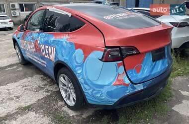 Внедорожник / Кроссовер Tesla Model Y 2023 в 