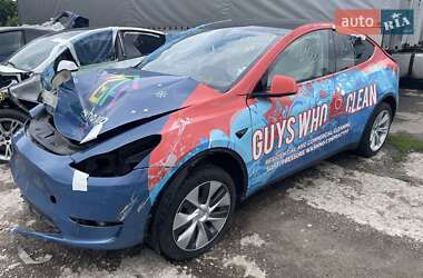 Внедорожник / Кроссовер Tesla Model Y 2023 в 