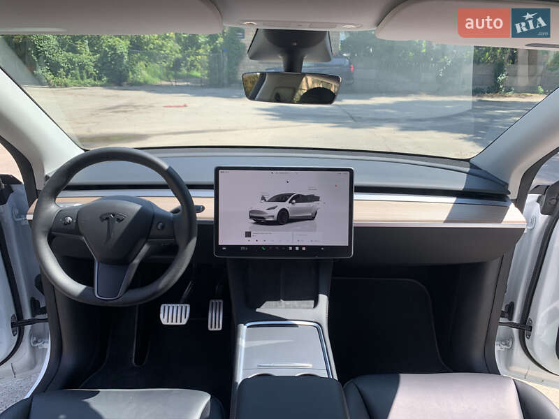 Позашляховик / Кросовер Tesla Model Y 2023 в Києві