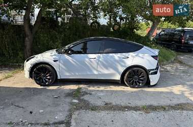 Внедорожник / Кроссовер Tesla Model Y 2022 в 