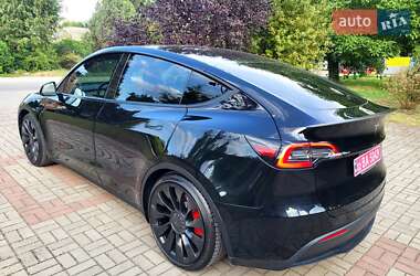 Внедорожник / Кроссовер Tesla Model Y 2023 в 