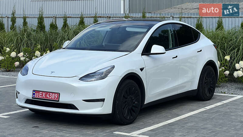 Внедорожник / Кроссовер Tesla Model Y 2021 в 