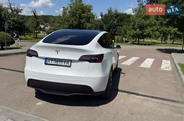 Внедорожник / Кроссовер Tesla Model Y 2021 в 