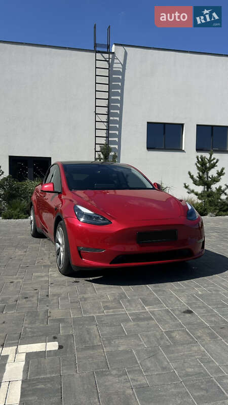 Tesla Model Y 2022