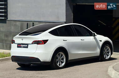 Внедорожник / Кроссовер Tesla Model Y 2023 в 