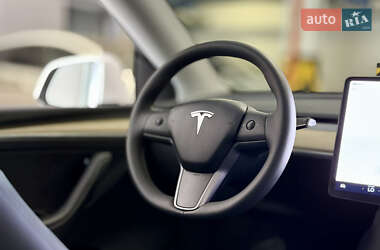 Внедорожник / Кроссовер Tesla Model Y 2023 в 