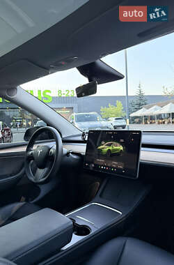 Внедорожник / Кроссовер Tesla Model Y 2023 в 