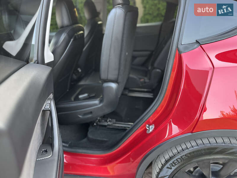 Внедорожник / Кроссовер Tesla Model Y 2021 в Львове
