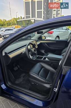 Внедорожник / Кроссовер Tesla Model Y 2023 в 