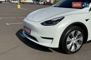 Внедорожник / Кроссовер Tesla Model Y 2020 в 