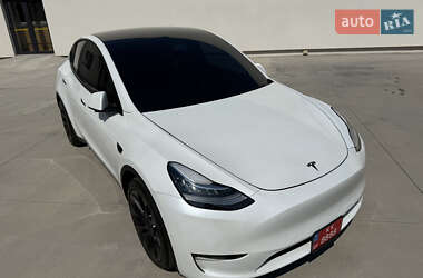 Внедорожник / Кроссовер Tesla Model Y 2021 в 