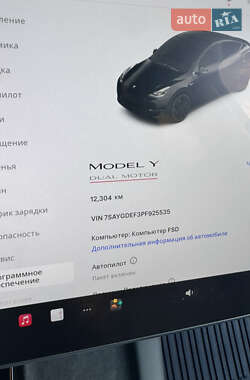 Позашляховик / Кросовер Tesla Model Y 2023 в 