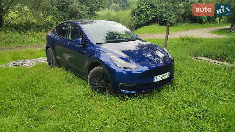 Tesla Model Y 2022