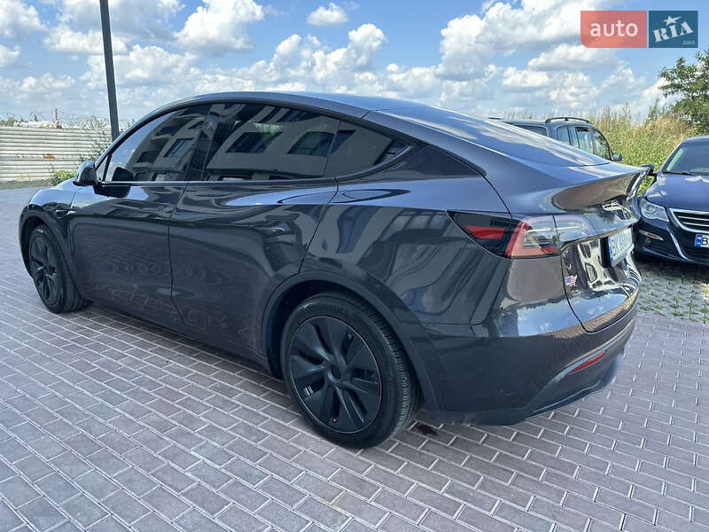 Внедорожник / Кроссовер Tesla Model Y 2024 в Ровно