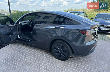 Внедорожник / Кроссовер Tesla Model Y 2024 в 