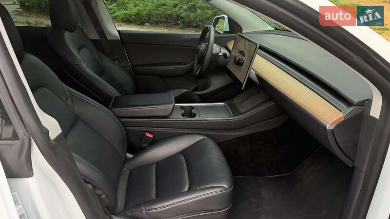 Внедорожник / Кроссовер Tesla Model Y 2022 в Белой Церкви фото 7 Внедорожник / Кроссовер Tesla Model Y 2022 в Белой Церкви