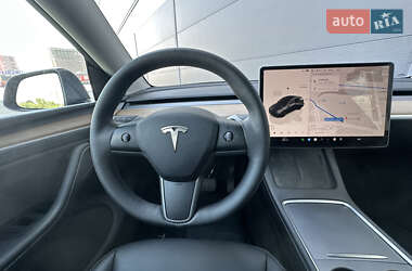 Внедорожник / Кроссовер Tesla Model Y 2023 в 