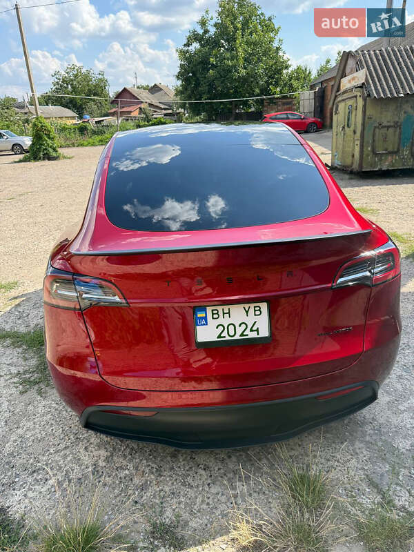 Внедорожник / Кроссовер Tesla Model Y 2024 в Одессе