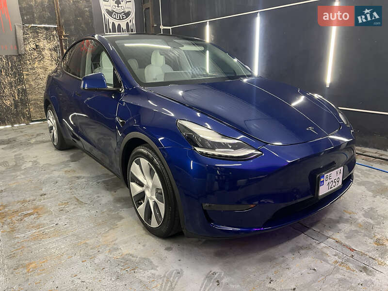 Позашляховик / Кросовер Tesla Model Y 2021 в Миколаєві