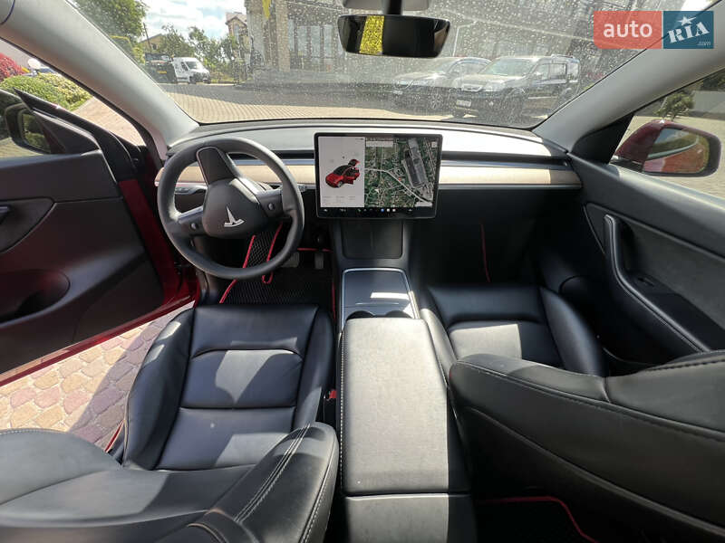 Внедорожник / Кроссовер Tesla Model Y 2021 в Львове