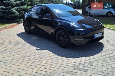 Внедорожник / Кроссовер Tesla Model Y 2023 в 