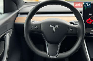 Внедорожник / Кроссовер Tesla Model Y 2020 в 
