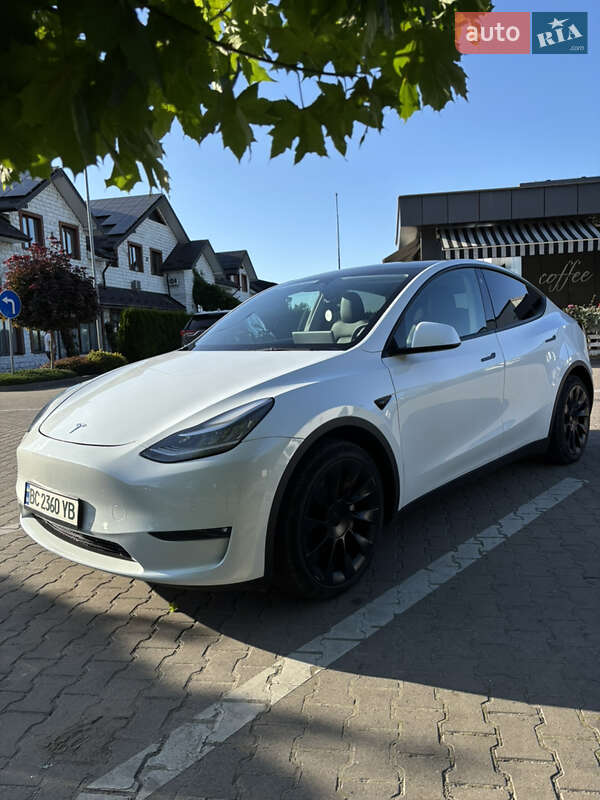 Внедорожник / Кроссовер Tesla Model Y 2022 в Львове