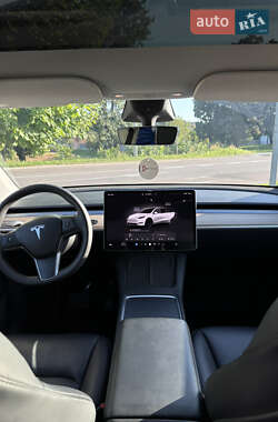 Позашляховик / Кросовер Tesla Model Y 2022 в 