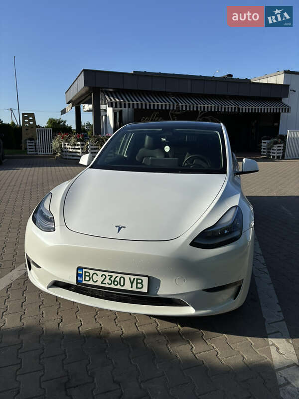 Внедорожник / Кроссовер Tesla Model Y 2022 в Львове