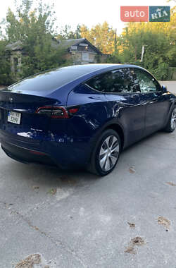 Внедорожник / Кроссовер Tesla Model Y 2023 в 