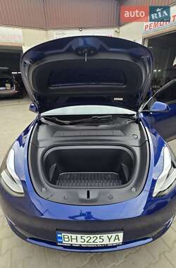 Внедорожник / Кроссовер Tesla Model Y 2023 в 