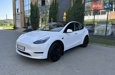 Внедорожник / Кроссовер Tesla Model Y 2024 в 