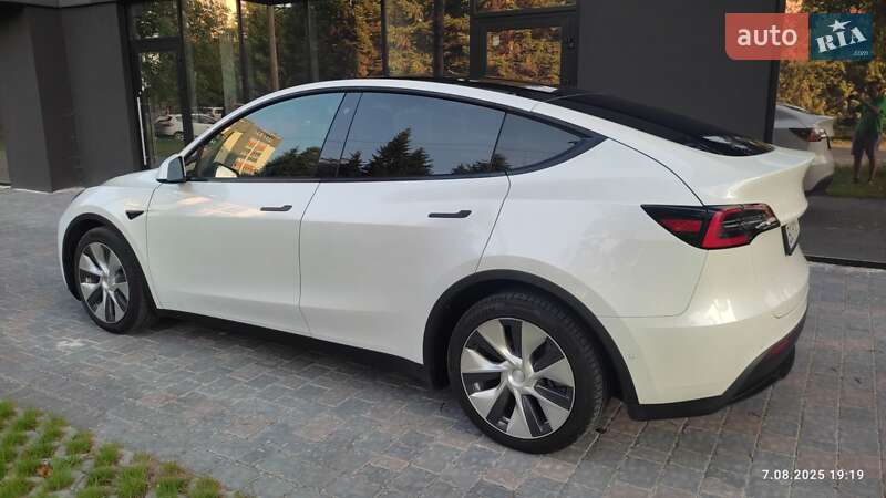 Внедорожник / Кроссовер Tesla Model Y 2020 в Ивано-Франковске