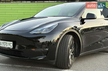 Внедорожник / Кроссовер Tesla Model Y 2024 в 