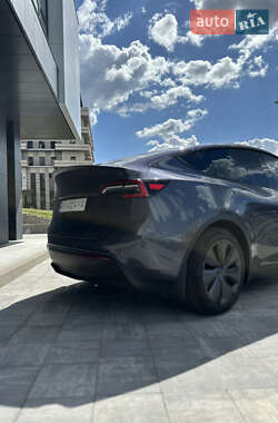 Внедорожник / Кроссовер Tesla Model Y 2021 в 