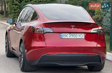 Внедорожник / Кроссовер Tesla Model Y 2024 в 