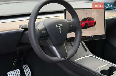Внедорожник / Кроссовер Tesla Model Y 2024 в 