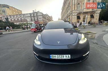 Внедорожник / Кроссовер Tesla Model Y 2022 в 